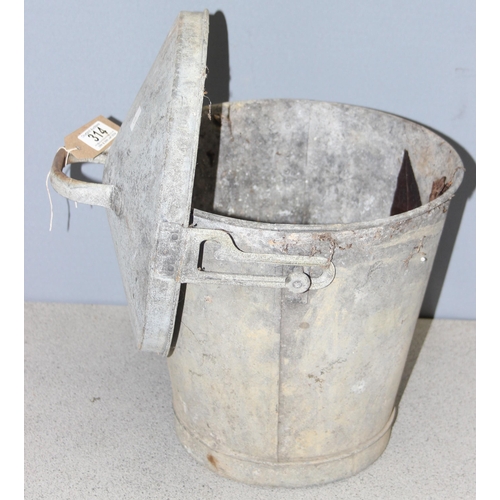 314 - Galvanised bucket with locking lid, approx 40cm H