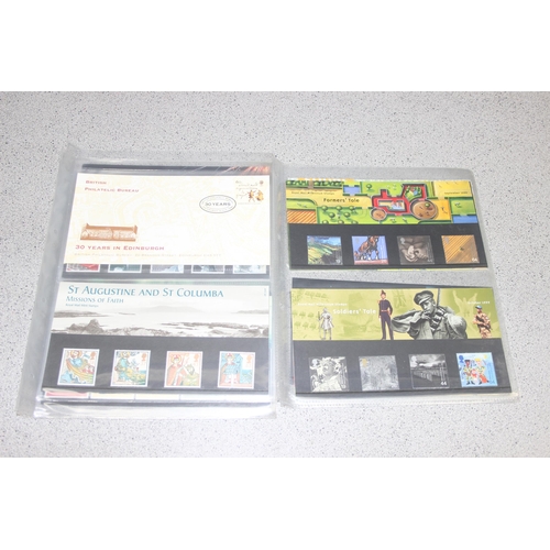 520 - Stamps - a large qty of mainly decimal presentation pack stamps, file 1 of 3