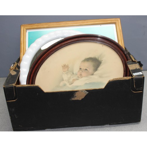 499K - Qty of prints to include 2 oval frames prints of babies and 3 underwater themes prints, a mirror and... 