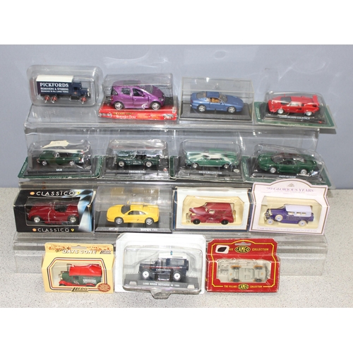 1537 - Qty of boxed toy vehicles