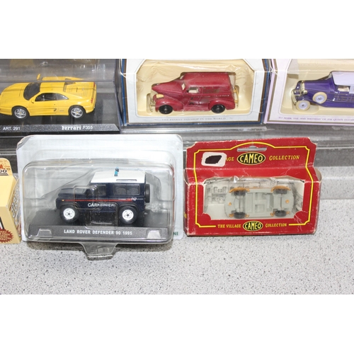 1537 - Qty of boxed toy vehicles