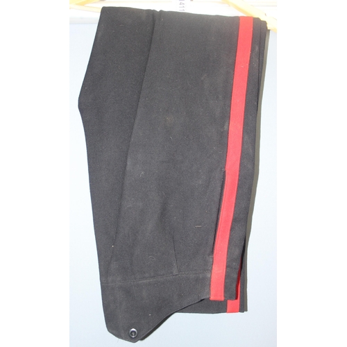 1422 - A post WW2 period British military officers dress uniform, trousers and shirt