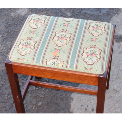 29 - 2 vintage tapestry topped stools and a tapestry fire screen (3)