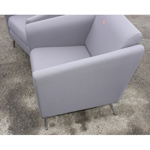 90A - A pair of modern grey covered armchairs with chrome legs, each approx 70cm wide x 73cm deep x 79cm t... 