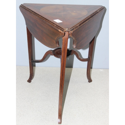 118 - Edwardian mahogany tri-drop leaf occasional table with inlaid details, approx 51cm H x 47cm x 47cm