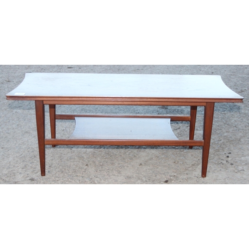 185 - A small retro coffee table with under-tier, seemingly unmarked but possibly by Richard Hornby for He... 