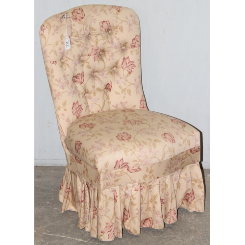 117 - A vintage floral upholstered bedroom chair