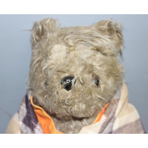 1509 - Vintage Gabrielle designs limited Paddington's 'Aunt Lucy' teddy bear