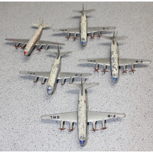 1510 - Qty of assorted diecast planes, mainly passenger aircraft to inc Dinky