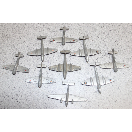 1512 - Qty of assorted diecast toy planes, mixed commercial and military aircraft to inc Dinky