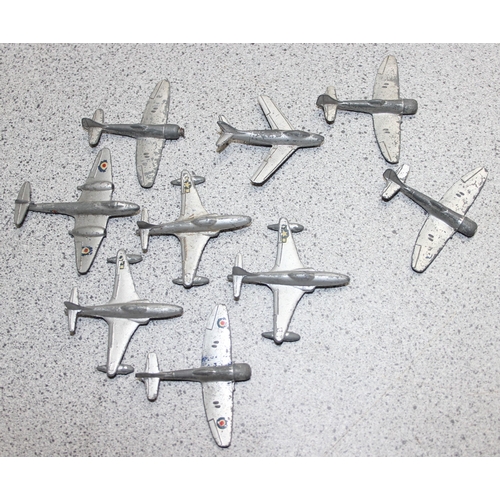 1512 - Qty of assorted diecast toy planes, mixed commercial and military aircraft to inc Dinky