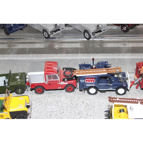 1516 - Qty of assorted toy vehicles mainly Land Rovers to inc Oxford