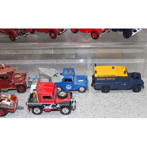 1516 - Qty of assorted toy vehicles mainly Land Rovers to inc Oxford