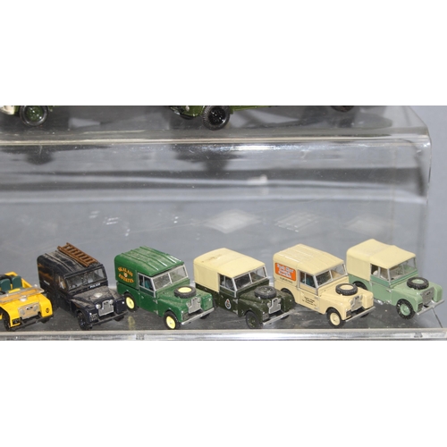 1517 - Qty of assorted small toy vehicles mainly Land Rovers to inc Oxford & Benbros