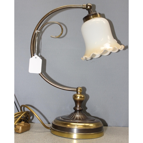 239 - A vintage Italian brass goose neck or swan neck table lamp with glass shade, approx 40cm tall