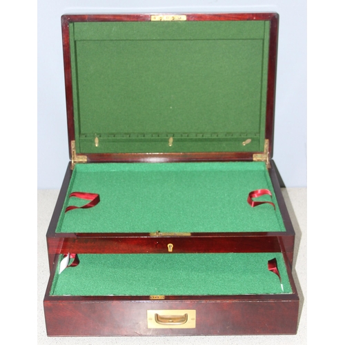 274 - An antique mahogany collectors box with green baize lined interior, approx 47cm x 33cm x 16cm