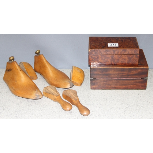 275 - 2 vintage wooden boxes and a pair of vintage wooden shoe lasts (4)