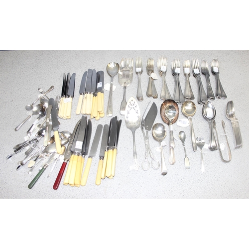 1011 - Qty of antique and later silver plated flatware approx. 5.6kg