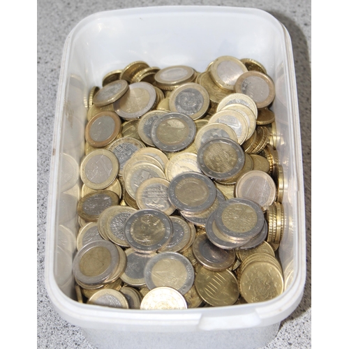 1213 - A large qty of assorted mixed Euro coins, approx 2.2kg gross