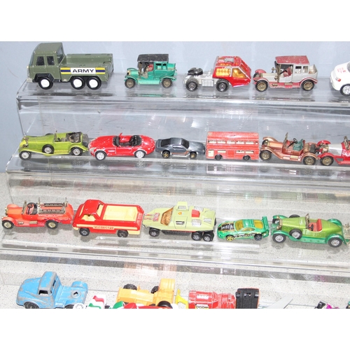 1525 - Qty of die-cast to vehicles to include examples by Matchbox and Lesney