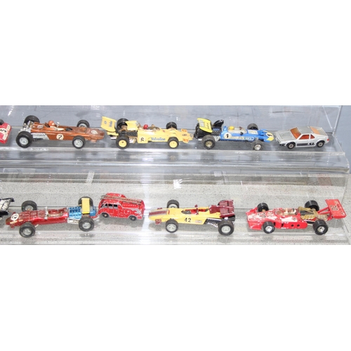 1526 - Qty of die-cast to vehicles to include examples by Matchbox and Corgi