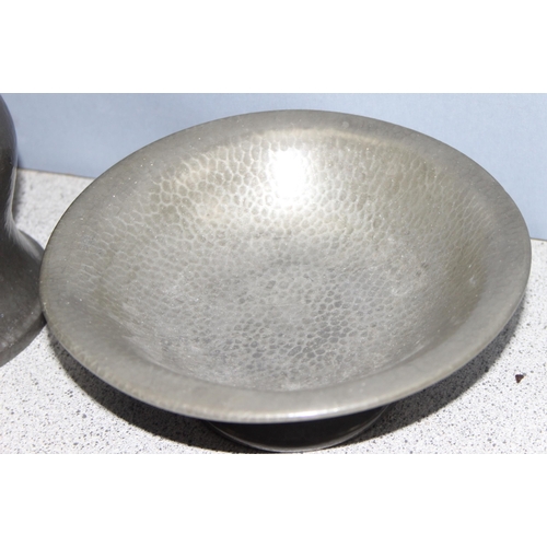 1022 - A vintage Tudric pewter for Liberty of London shallow hammered pewter bowl, pattern 01353 & a Roundh... 