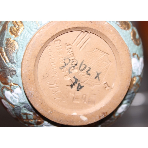 1659 - 2 vintage Royal Doulton stoneware jugs with wooden stoppers and a Doulton Slater's patent vase