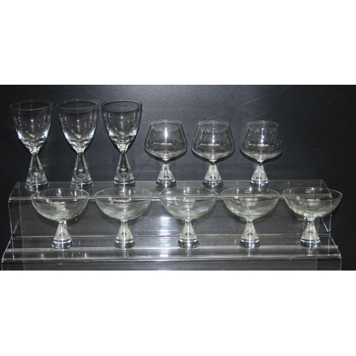 1660 - Kastrup Holmegaard Glas of Denmark - qty of assorted retro drinking glasses with teardrop bases, Pri... 