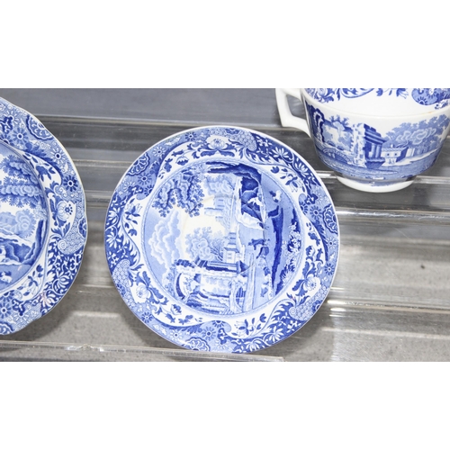 1743 - Copeland Spode blue & white Italian Pattern, A 6 person setting of 6 tea cups, saucers, sandwich pla... 