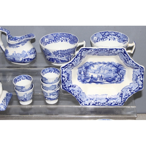 1746 - Copeland Spode blue & white Italian Pattern, a large qty of assorted vintage and modern pieces, vari... 