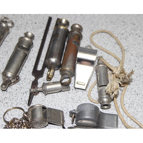 1675 - Qty of vintage whistles, to incl examples for 'The City Police or Fire Whistle' and Acme etc