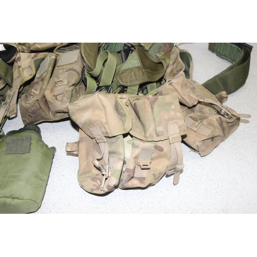 1444 - Qty of 20th century military webbing to incl belts, pouches, etc