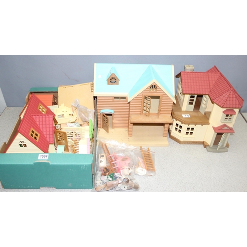 1534 - Large qty of Sylvanian Families items to incl play houses, accessories and figures