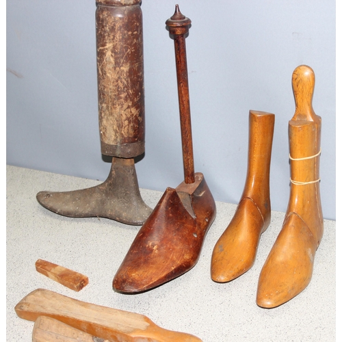 1756 - Qty of woodenware to include shoe-lasts