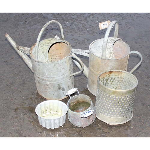 316 - 2 vintage galvanised watering cans and 3 pieces of other metalware (5)