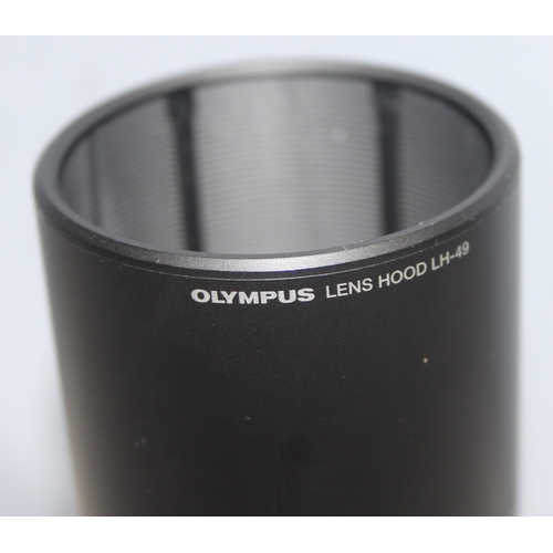 678 - Olympus M.Zuiko Digital ED 60mm f/2.8 Macro Lens with lens hood and Matin case