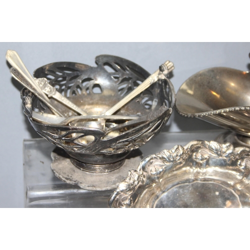 1088 - Qty of antique and later silver-plate and other metal, approx 2.7kg