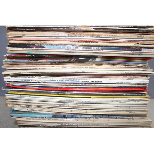 620 - Qty of LP vinyl records to incl Johnny Cash, The Carpenters, The Bachelors etc