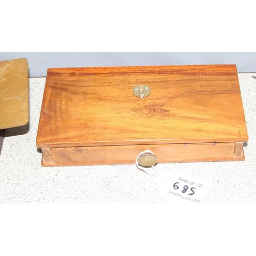 685 - Set of Arnold Precision scales and a boxed set of brass apothecary scales (2)