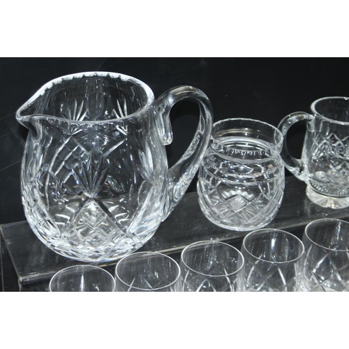 1755 - A large qty of assorted antique and later glassware, mainly crystal and cut glass to incl a set of 6... 