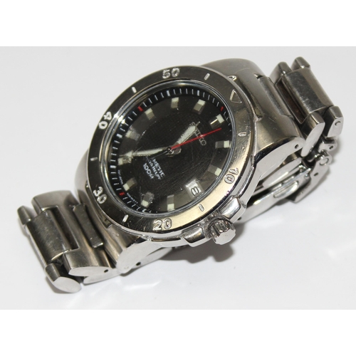 1305 - A vintage Seiko Kinetic Auto Relay 5J32-0AL8 watch with stainless steel strap and case, case approx ... 