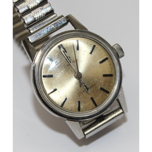 1307 - A vintage Omega Seamaster wristwatch with 630 cal mechanical movement, with stainless steel case and... 