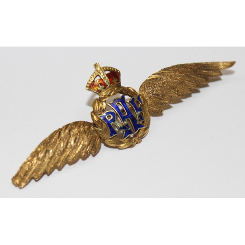 1463 - 15ct gold RAF Sweetheart brooch with Kings Crown and enamel decoration, marked and XRF confirmed, ap... 