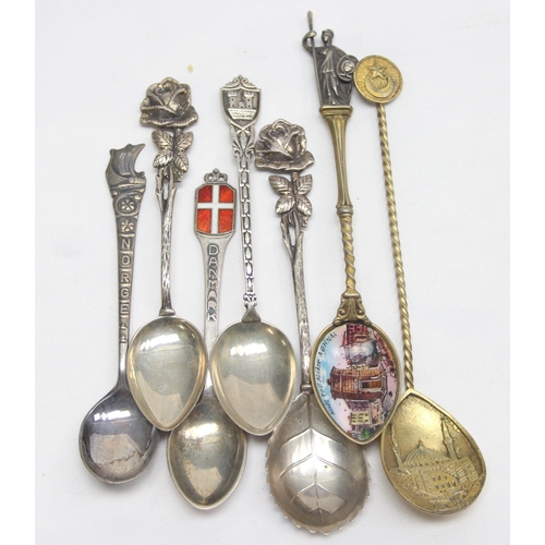 1051 - Qty of assorted silver collectors spoons, some with enamel decoration, mostly marked but all XRF tes... 