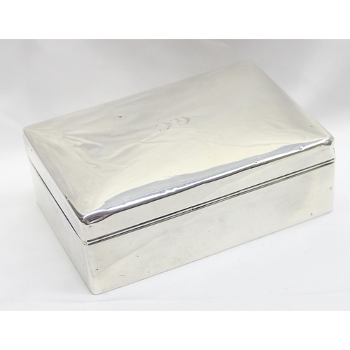 1066 - Silver cigarette box or cigar box, London 1927 by Asprey & Co, engraved GC initials to top, approx 1... 