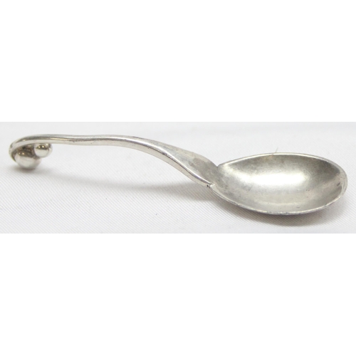 1073 - Georg Jensen of Denmark, a small silver salt or mustard spoon of naturalistic form, various marks in... 