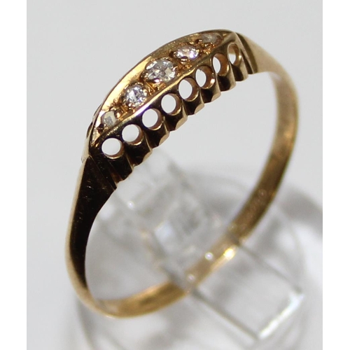 1154 - An antique 18ct gold and 5 diamond ring, marked rubbed but XRF confirmed, approx size S, approx 1.61... 