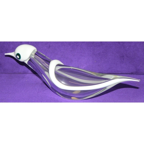 1631 - Murano/ Italian Glass, a vintage Murano glass bird with clear glass body and white and black glass d... 