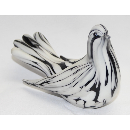 1632 - Murano/ Italian Glass, Archimede Seguso (1909-1999) for Murano glass, a mid-century Bianco Negro gla... 