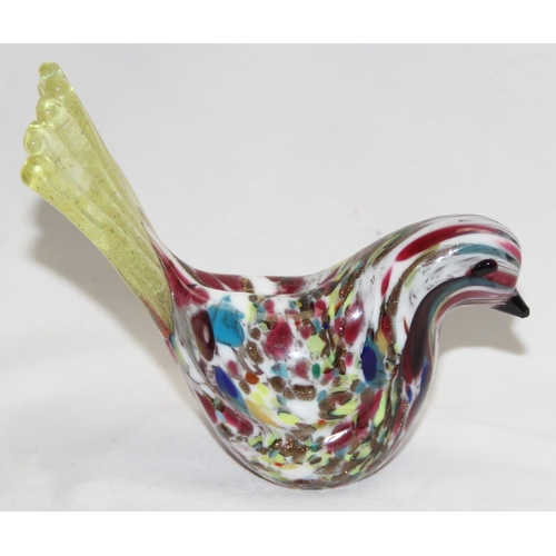 1633 - Murano/ Italian Glass, a vintage Murano glass bird with colourful glass body and golden tail, remnan... 